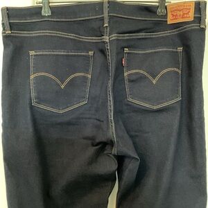 Levi's women’s plus 314 shaping straight jeans